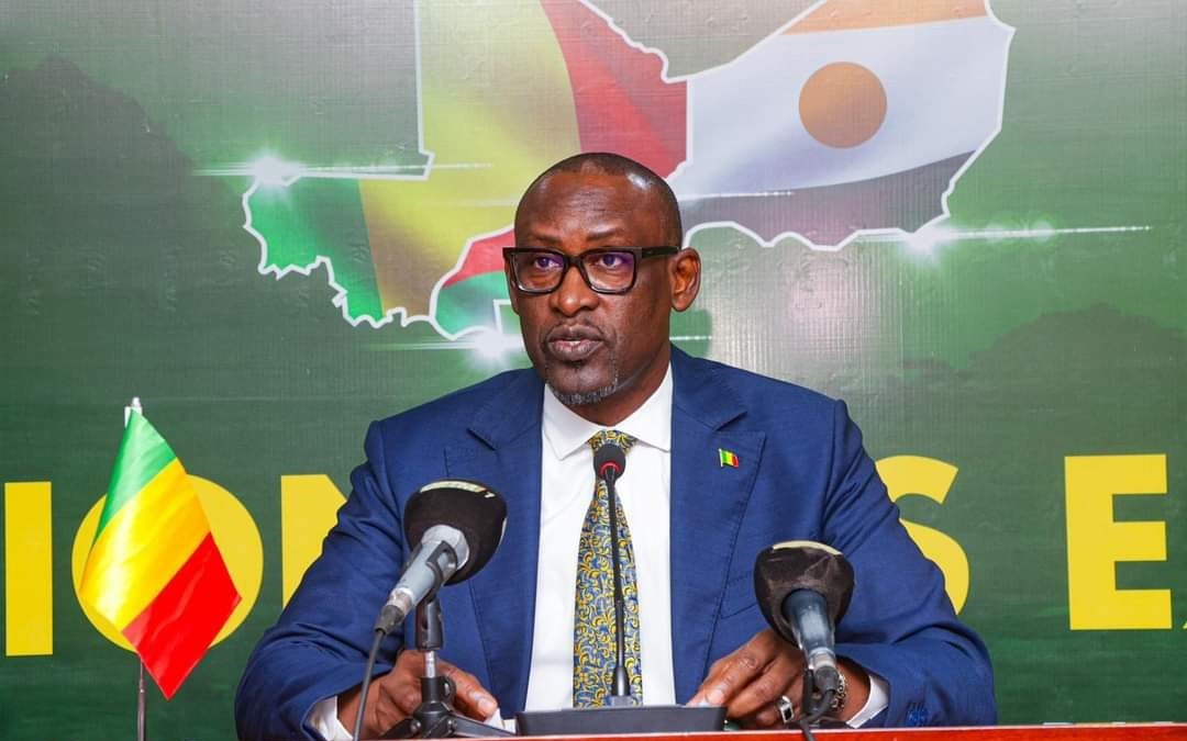 Abdoulaye Diop à la réunion des Experts de l’AES: « La mutualisation des efforts a déjà permis de réaliser des succès en matière de défense collective »  